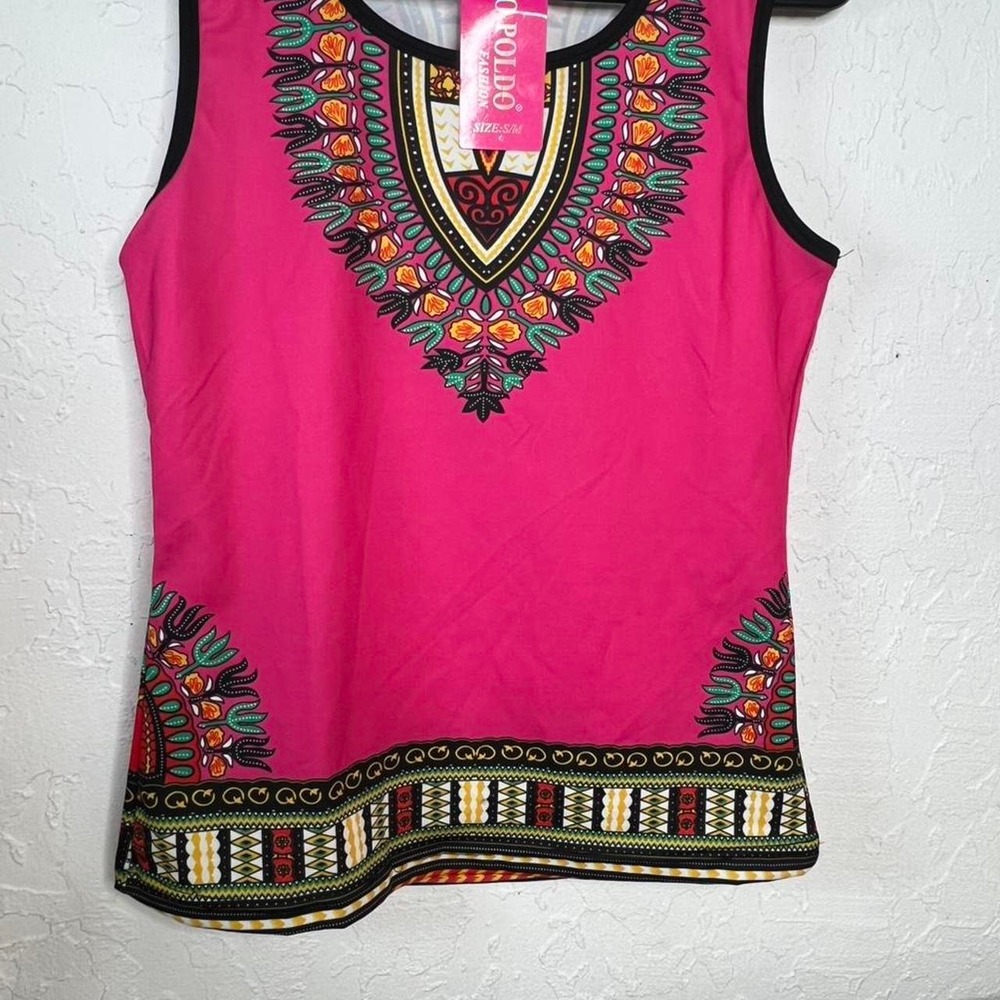 Pink dashiki top with colorful floral pattern. Size: S